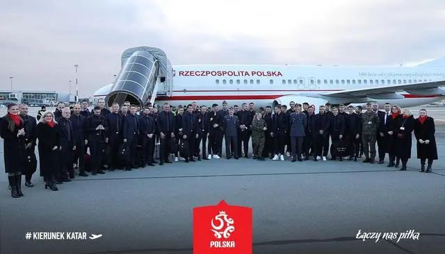 第48分钟，曼联的反击机会，拉什福德外脚背传中，加纳乔过掉马丁内斯扫射破门。